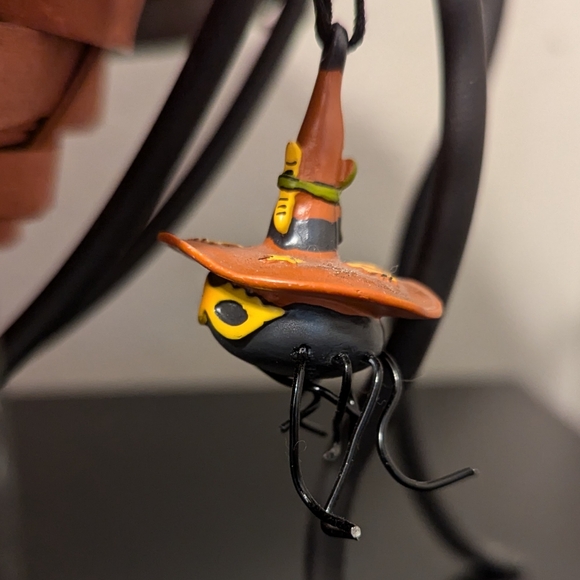 Vintage Y2K Longaberger Handmade Halloween Basket with Spider Stand - Picture 5 of 12